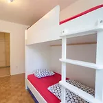 Apartment Near The Train Station